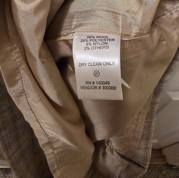 Chadwicks Women's Plaid Pencil Skirt in Tan and Gray - Picture 4 of 5